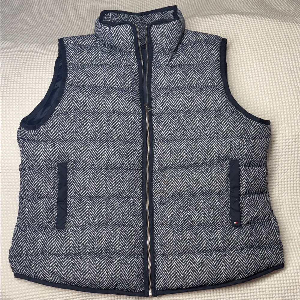 Tommy Hilfiger Navy and White Herringbone Down-Filled Puffer Vest - XL